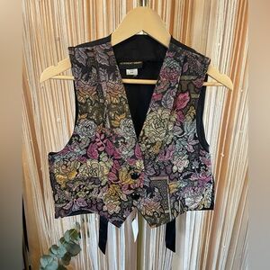 Early 1990s multicolor Vintage Floral Tapestry Vest by Accessory Street sz s/m.